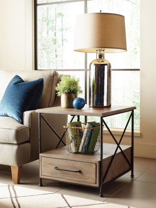 styling tips with kincaid decor featuring living room side table and lamp